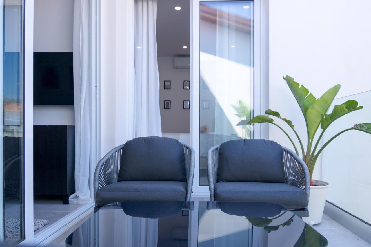 Phaedrus Living Limnaria Luxury Flat Vine 121 Apartment Paphos Bagian luar foto